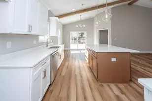 8318 Vickie St, Pensacola, FL 32514 - Photo 14
