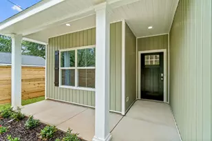 8310 Vickie St, Pensacola, FL 32514 - Photo 8