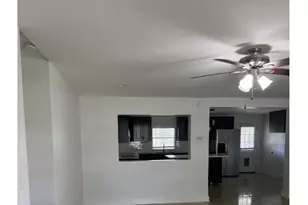 411 Shrewsbury Rd, Mary Esther, FL 32569 - Photo 2
