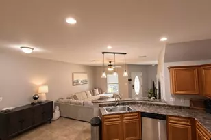 827 Fairview Dr, Fort Walton Beach, FL 32547 - Photo 4