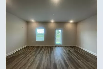 328 Callie Drive, Crestview, FL 32536 - Photo 4