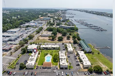 300 SW Miracle Strip Parkway #UNIT 1B, Fort Walton Beach, FL 32548 - Photo 36
