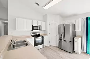 127 Nivana Dr, Crestview, FL 32536 - Photo 2