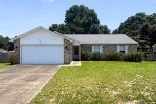 3148 Skyhawk Dr, Crestview, FL 32539 - Photo 1