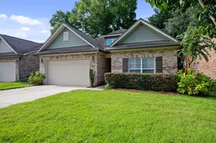 102 Arrowhead Way, Niceville, FL 32578 - Photo 2