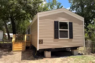 621 Live Oak St, Freeport, FL 32439 - Photo 1