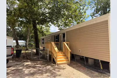 621 Live Oak Street #2, Freeport, FL 32439 - Photo 2