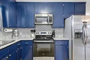 185 Miramar St, Mary Esther, FL 32569 - Photo 12