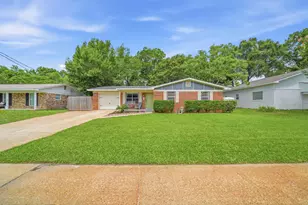 185 Miramar St, Mary Esther, FL 32569 - Photo 6