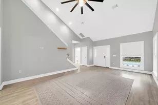 808 Willow St, Destin, FL 32541 - Photo 4