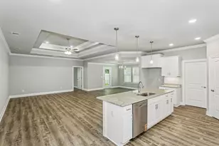 7515 Hatteras Dr, Navarre, FL 32566 - Photo 12