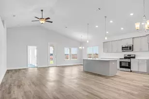 222 Alleyoak Ln, Freeport, FL 32439 - Photo 2
