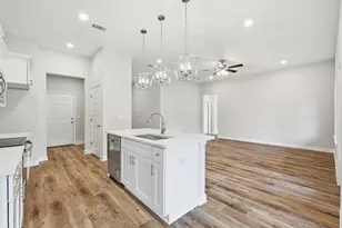 6116 Mildreds Wy, Crestview, FL 32539 - Photo 12