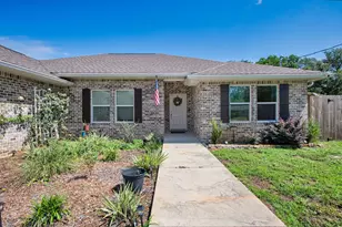 606 Cypress St, Mary Esther, FL 32569 - Photo 4