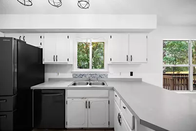 820 Sparkleberry Cove, Niceville, FL 32578 - Photo 24