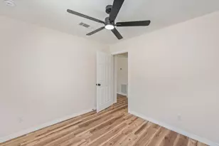 916 E Dogwood Ave, Defuniak Springs, FL 32433 - Photo 20