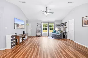 978 Grandmas Pl, Baker, FL 32531 - Photo 8