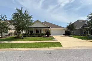 400 Lilly Bell Ln, Freeport, FL 32439 - Photo 2