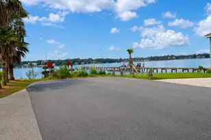 1819 Valparaiso Blvd, Niceville, FL 32578 - Photo 16