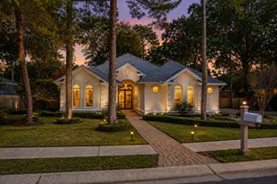 831 Coldwater Creek Cir, Niceville, FL 32578 - Photo 2