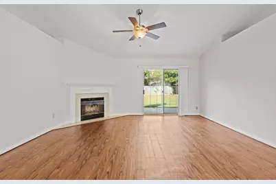 4407 Southminster Circle, Niceville, FL 32578 - Photo 8