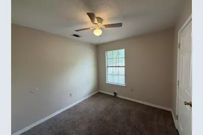 501 E Robinson Avenue, Crestview, FL 32539 - Photo 10