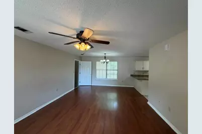 501 E Robinson Avenue, Crestview, FL 32539 - Photo 2