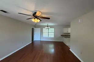 501 E Robinson Ave, Crestview, FL 32539 - Photo 2