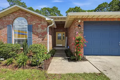 2630 Hidden Estates Circle, Navarre, FL 32566 - Photo 2