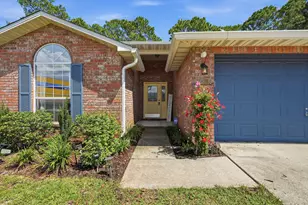 2630 Hidden Estates Cir, Navarre, FL 32566 - Photo 2
