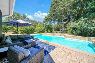 4423 Windlake Dr, Niceville, FL 32578 - Photo 2