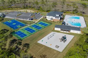669 Earl Godwin Rd, Freeport, FL 32439 - Photo 54