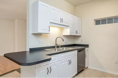 1501 N Partin Drive #APT 148, Niceville, FL 32578 - Photo 8