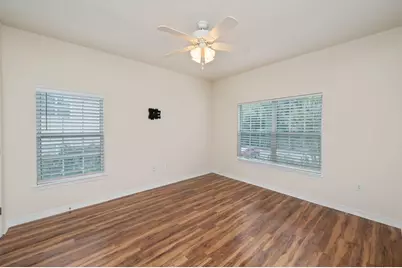 1501 N Partin Drive #APT 148, Niceville, FL 32578 - Photo 14