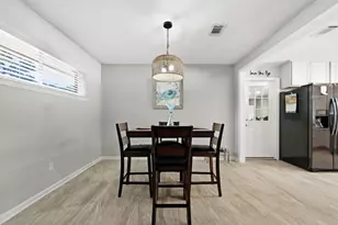 628 NE Powell Dr, Fort Walton Beach, FL 32547 - Photo 12