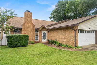 851 Holbrook Circle, Fort Walton Beach, FL 32547 - Photo 2