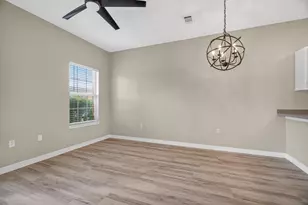 1847 Whispering Oaks Ln, Fort Walton Beach, FL 32547 - Photo 8