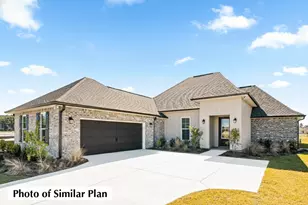 119 E Tweet St, Freeport, FL 32439 - Photo 1