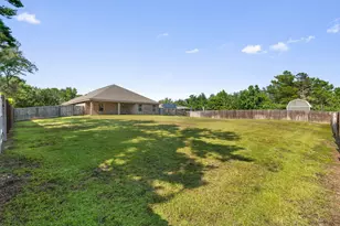 2949 Sherwood Dr, Navarre, FL 32566 - Photo 40