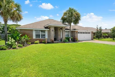 1406 Connemara Circle, Gulf Breeze, FL 32563 - Photo 2