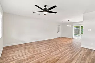 1426 Hickory Ave, Niceville, FL 32578 - Photo 8