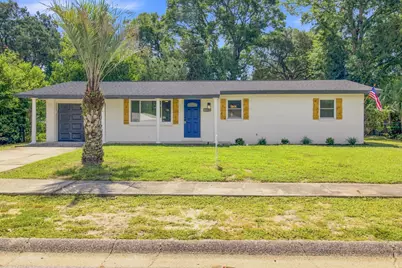 1426 Hickory Avenue, Niceville, FL 32578 - Photo 24