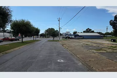 698 S Main Street, Crestview, FL 32536 - Photo 4