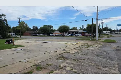 698 S Main Street, Crestview, FL 32536 - Photo 6