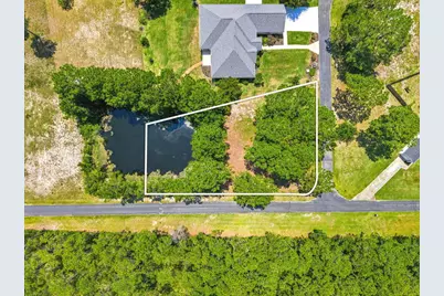 1817 E Smugglers Cove Drive, Gulf Breeze, FL 32563 - Photo 2
