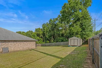 101 Conquest Avenue, Crestview, FL 32536 - Photo 34
