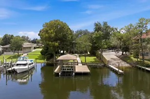 4201 Ward Cove Dr, Niceville, FL 32578 - Photo 1