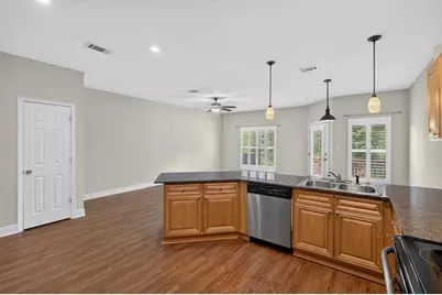 408 Arbor Lake Drive, Crestview, FL 32536 - Photo 8