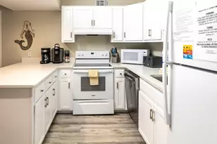 667 Nautilus Ct, Fort Walton Beach, FL 32548 - Photo 4
