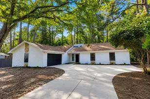 723 Prestwick Dr, Niceville, FL 32578 - Photo 1